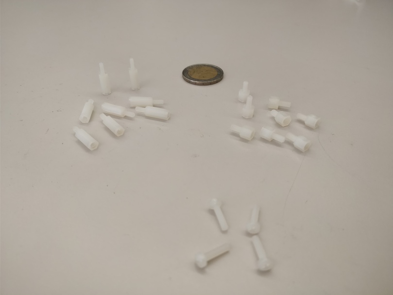 ../../_images/mech-bits.jpg